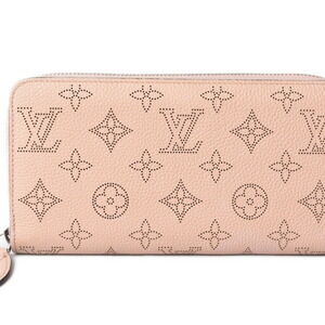 LOUIS VUITTON Pink Wallet